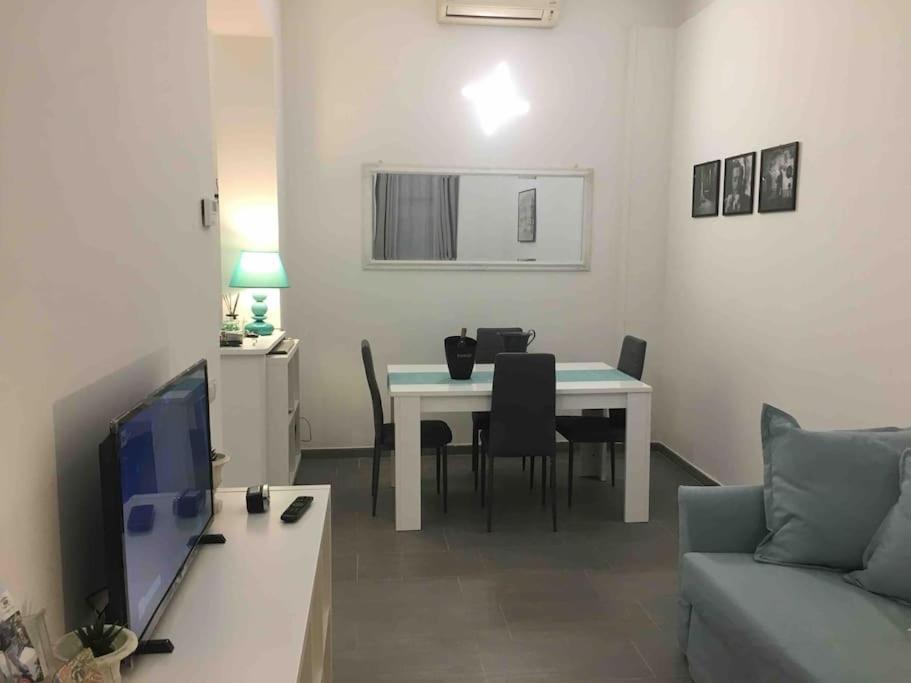 Beautiful Apartment Next To Piazza Di Spagna Roma Esterno foto