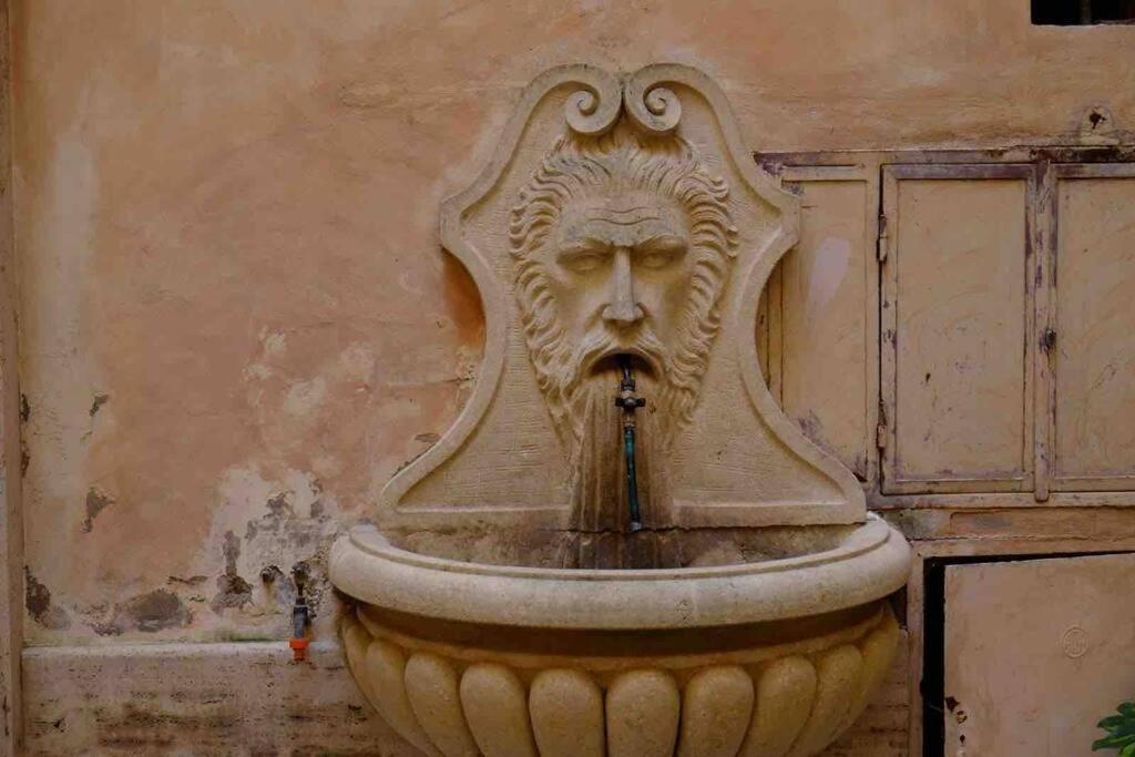 Beautiful Apartment Next To Piazza Di Spagna Roma Esterno foto